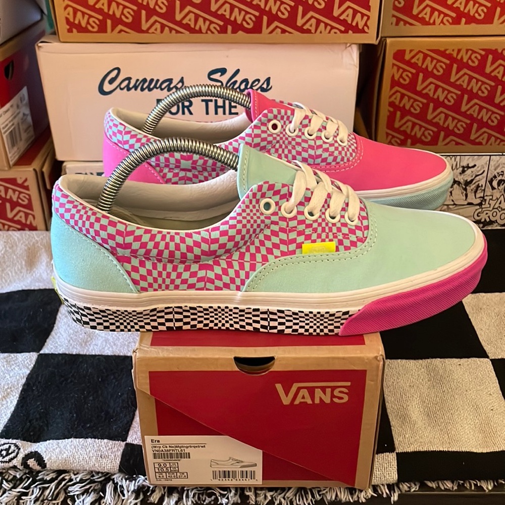 Vans x size? Era warped Checkerboard